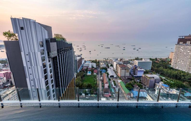 The Base 2bed King&queen With Infinity Pool Pattaya